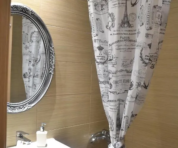 公寓 Helena House 萨尔蒂